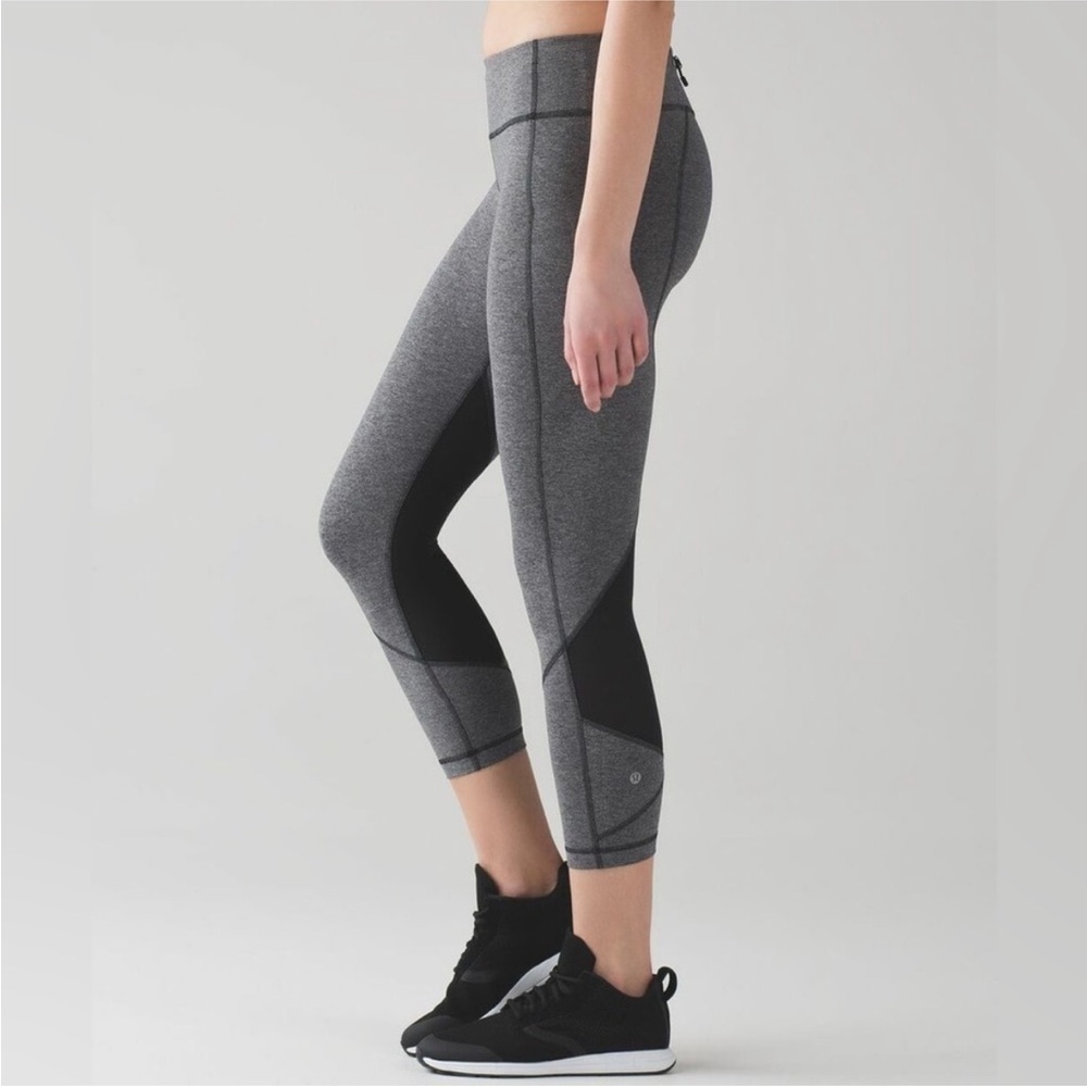 Lululemon Pace Rival Crop Leggings Gray Black